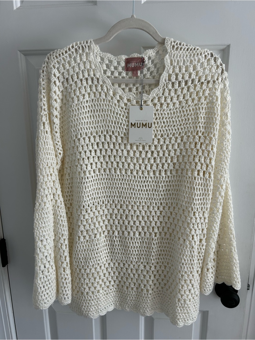 Show me your mumu Paula White Crochet Swim Cover-Up Tunic pullover - Picture 3 of 5